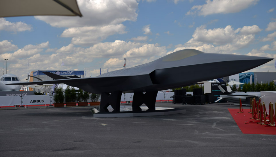 法国宣布将建造欧洲最大航母配备电磁弹射，但钱和舰载机都有问题(图2)