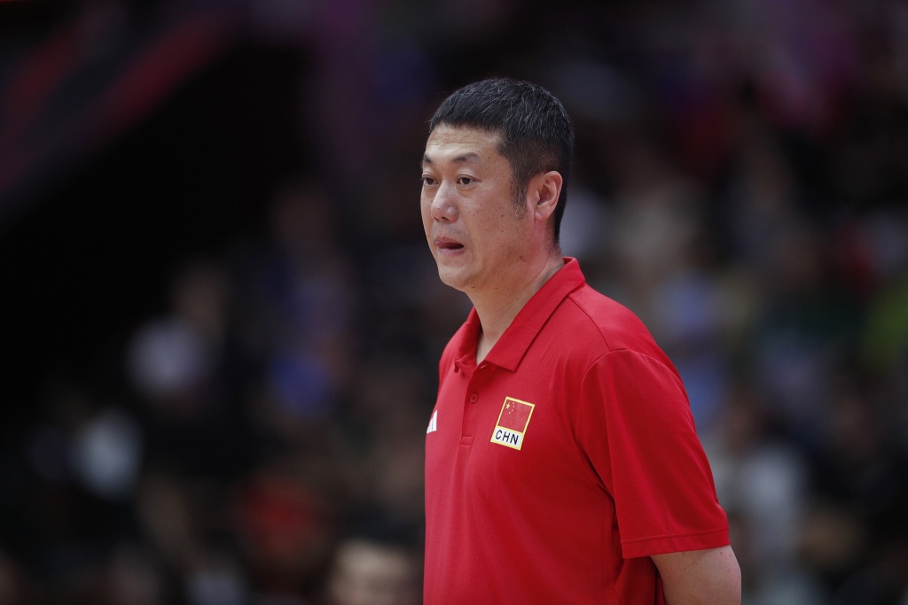 体坛联播｜那不勒斯夺队史第3座意超杯冠军，伊萨克接受手术(图12)